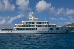 Mega yacht Musashi - side view